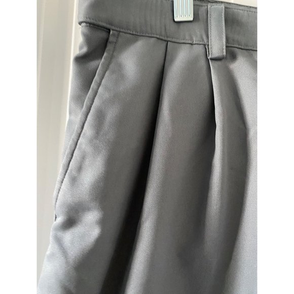 Izod Mens Gray Golf Classic Bermuda Nylon Gray Shorts Pockets Resort Size 34 - Picture 5 of 8